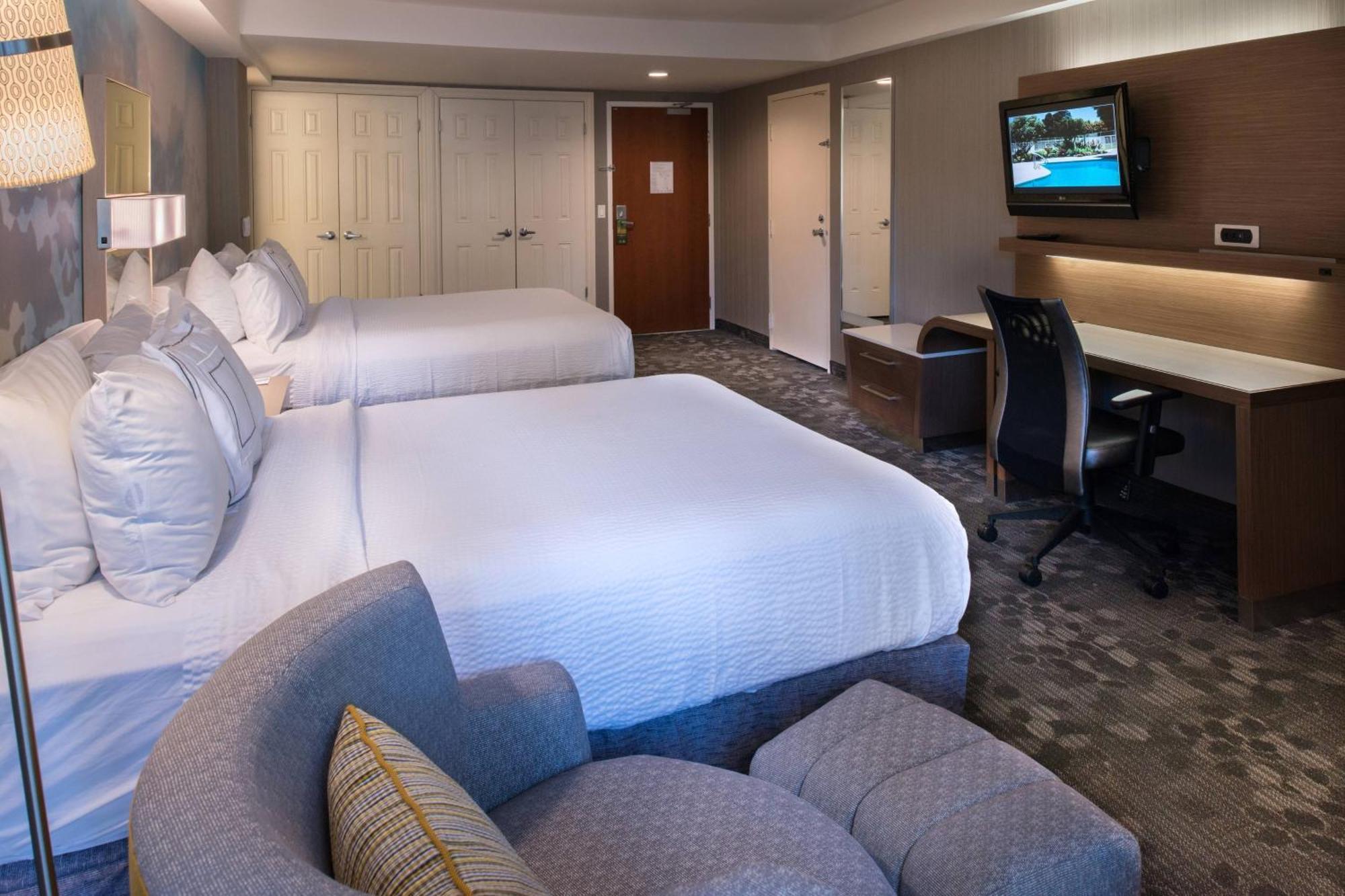 Courtyard By Marriott Oxnard/Ventura Hotel Eksteriør billede