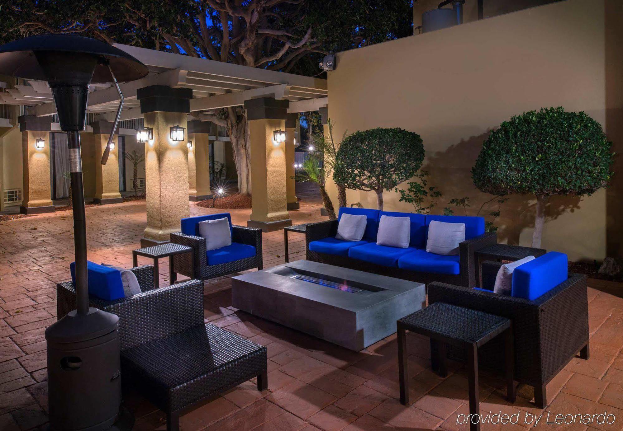 Courtyard By Marriott Oxnard/Ventura Hotel Eksteriør billede