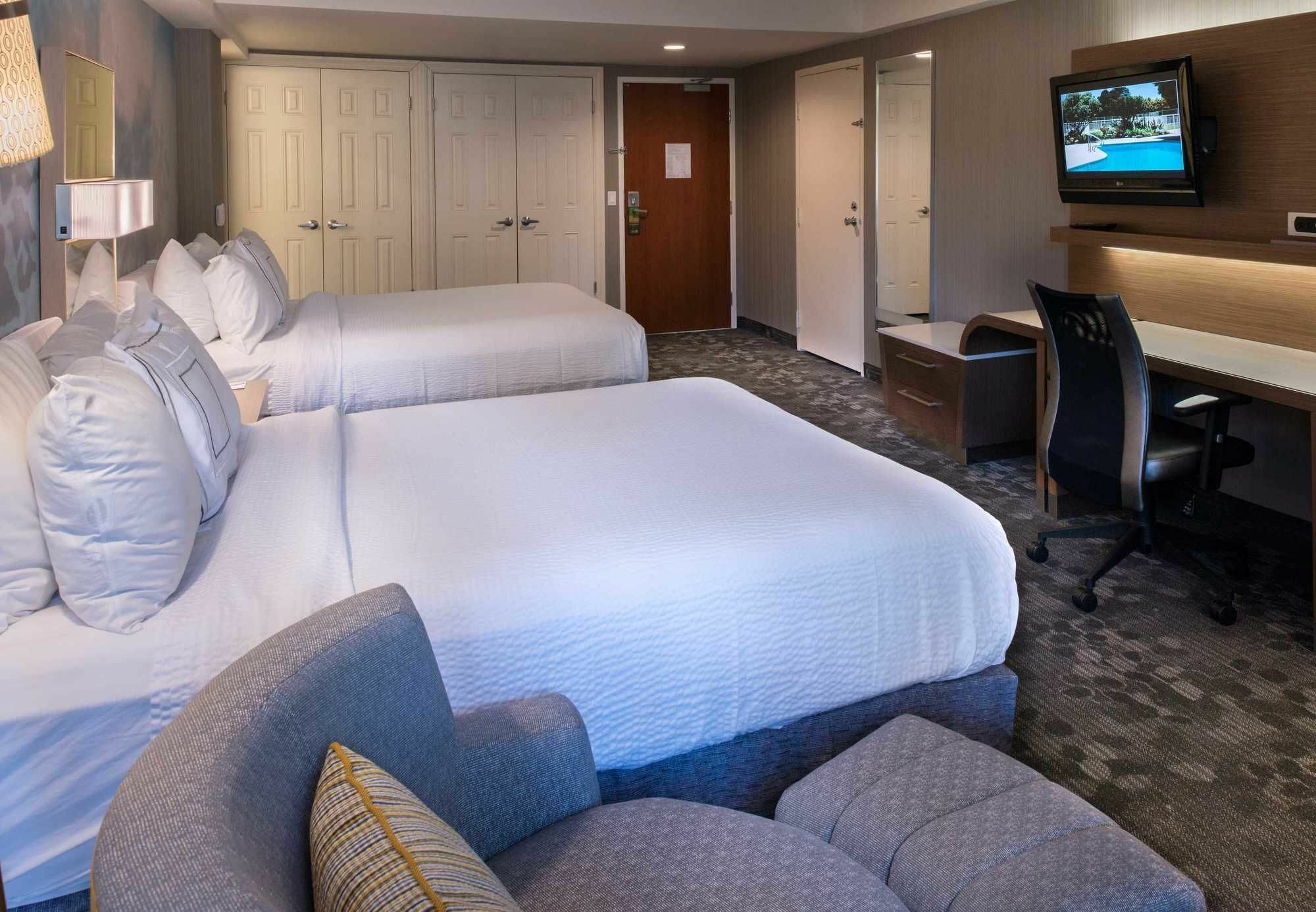 Courtyard By Marriott Oxnard/Ventura Hotel Eksteriør billede